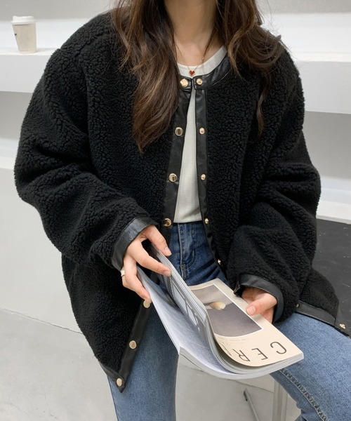 ABITOKYO（アビトーキョー）の「オーバーサイズボリュームボアブルゾン（ブルゾン・レディース・ブラック/ホワイト・FREE）」の11枚目の写真