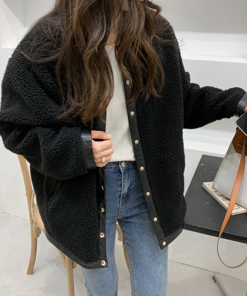 ABITOKYO（アビトーキョー）の「オーバーサイズボリュームボアブルゾン（ブルゾン・レディース・ブラック/ホワイト・FREE）」の12枚目の写真