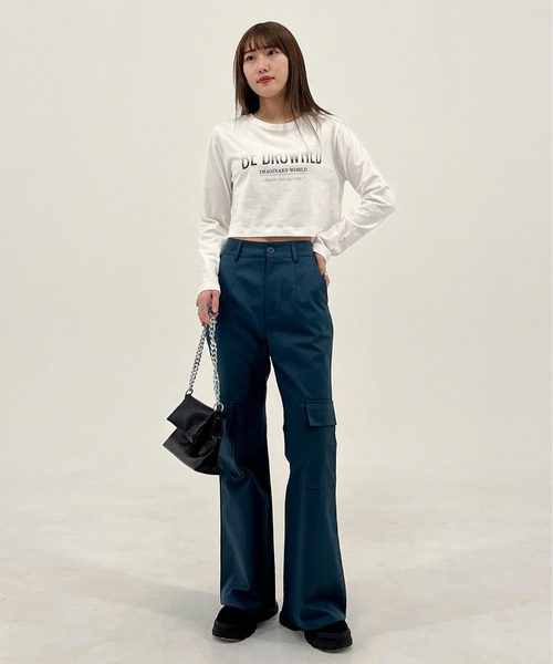 EPIMI E'PIMMY（エピミエピミー）の「セミフレアカーゴパンツ（カーゴパンツ・レディース・ベージュ/ネイビー/オリーブ/ブラック・MEDIUM）」の8枚目の写真