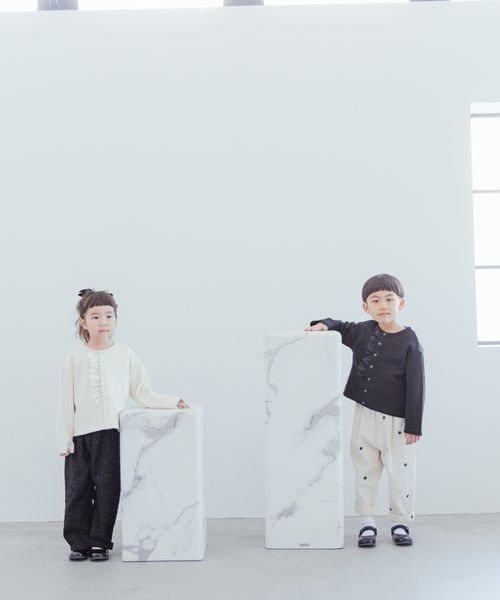 LOWRYS FARM（ローリーズファーム）の「２ＷＡＹカットカーデ　188775（カーディガン/ボレロ・キッズ・ブラック/オフホワイト・110cm/120cm/130cm/140cm/150cm）」の9枚目の写真