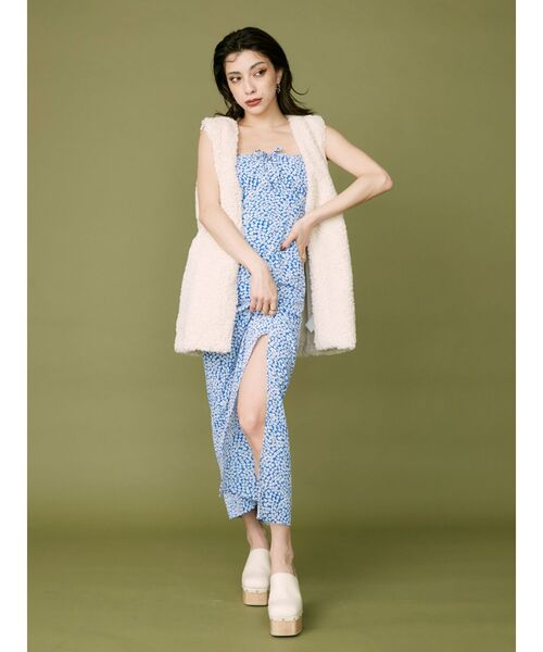 EVRIS（エヴリス）の「チャンキーヒールサボ（サンダル・レディース・ブラック/ホワイト・SMALL/MEDIUM/LARGE）」の4枚目の写真