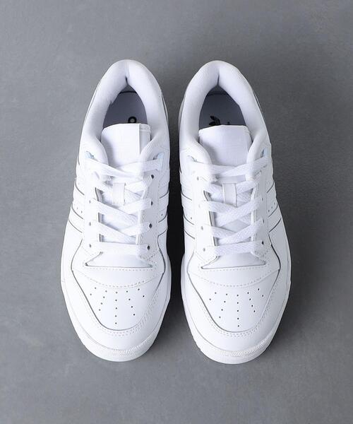 adidas(アディダス)の「<adidas>RIVALRY LOW スニーカー(スニーカー・レディース・ホワイト・22cm/22.5cm/25cm/23cm/24.5cm/23.5cm/24cm)」の3枚目の写真