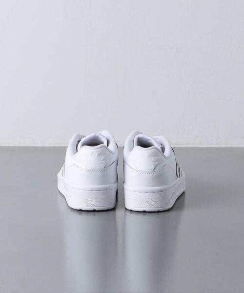 adidas(アディダス)の「<adidas>RIVALRY LOW スニーカー(スニーカー・レディース・ホワイト・22cm/22.5cm/25cm/23cm/24.5cm/23.5cm/24cm)」の5枚目の写真