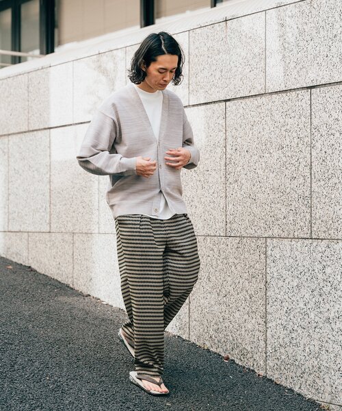 EDIFICE（エディフィス）の「スポンディッシュ リラックス メランジニット カーディガン（カーディガン/ボレロ・メンズ・ブルー系その他/イエロー系その他/ベージュ系その他・LARGE/SMALL/MEDIUM）」の8枚目の写真