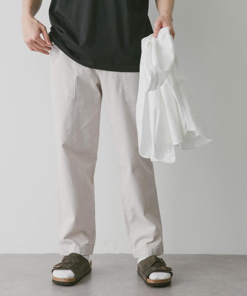 URBAN RESEARCH DOORS（アーバンリサーチドアーズ）の「ダックテーパードベイカーパンツ（その他パンツ・メンズ・オリーブ/チャコールグレー/オフホワイト・MEDIUM/LARGE）」の4枚目の写真