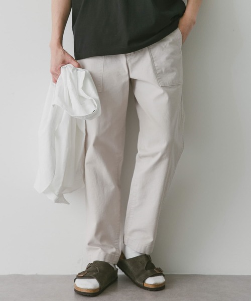 URBAN RESEARCH DOORS（アーバンリサーチドアーズ）の「ダックテーパードベイカーパンツ（その他パンツ・メンズ・オリーブ/チャコールグレー/オフホワイト・MEDIUM/LARGE）」の10枚目の写真