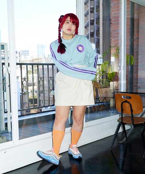 PUNYUS（プニュズ）の「サイドラインレコードロンＴ（Tシャツ/カットソー・レディース・ブラック/イエロー/サックスブルー・4/3/1/2）」の11枚目の写真