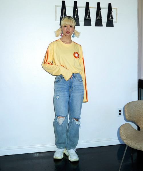 PUNYUS（プニュズ）の「サイドラインレコードロンＴ（Tシャツ/カットソー・レディース・ブラック/イエロー/サックスブルー・4/3/1/2）」の12枚目の写真