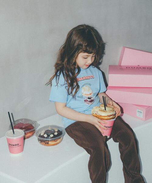 green label relaxing(グリーンレーベルリラクシング)の「【別注】<DUMBO Doughnuts and Coffee>TJ ドーナツ Tシャツ 110cm-130cm(Tシャツ/カットソー・キッズ・ライトグレー/ライトブルー/オフホワイト・110cm/120cm/130cm)」の1枚目の写真