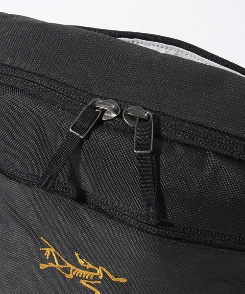 ARC'TERYX（アークテリクス）の「【ARC'TERYX/アークテリクス】MANTIS 2 WAISTPACK(マンティス2ウエストパック)（ボディバッグ/ウエストポーチ・メンズ・ブラック/ブラック系1・FREE）」の11枚目の写真