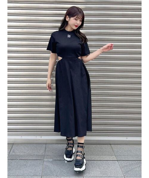 【EATME】ウエストオープンTワンピ BLK EATME（イートミー）の「ウエストオープンTワンピース