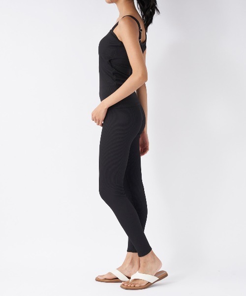 Ocean Pacific（オーシャンパシフィック）の「【OP:オーピー】レディースTシャツ&レギンス付き３点セット水着（水着・レディース・ホワイト/ブラック・MEDIUM/LARGE/X-LARGE）」の11枚目の写真