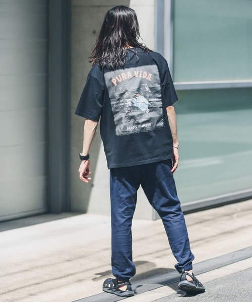 MAGIC NUMBER（マジック ナンバー）の「MAGIC NUMBER　PURAVIDA SHORT-SLEEVE T-SHIRTS（Tシャツ/カットソー・メンズ・ホワイト/ブラック・MEDIUM/LARGE）」の4枚目の写真