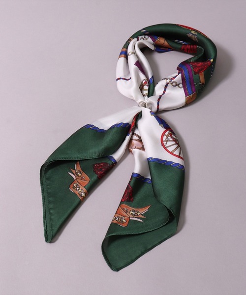 BAYBLO（ベイブロ）の「(BB)【ユニセックス】【リング付き】アソート柄 プリント スカーフ（バンダナ/スカーフ・メンズ・ブルー系その他2/ブルー系その他3/ブルー系その他4/レッド系その他4/レッド系その他2/ブラック系その他/グリーン系その他2/イエロー系その他3/ホワイト系その他/ベージュ系その他5/ブルー系その他5/ベージュ系その他6/ブラック系その他6/ブラック系1/グリーン系1/スカイブルー系1/スカイブルー系2/ネイビー系1・ONE SIZE）」の19枚目の写真