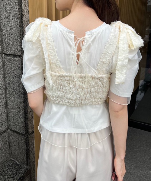 one after another NICE CLAUP(ワンアフターアナザーナイスクラップ)の「チュールかけTシャツ(Tシャツ/カットソー・レディース・ベージュ/オフホワイト/ブラック・FREE)」の10枚目の写真