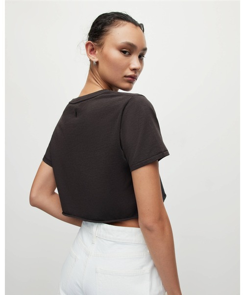 ALLSAINTS(オールセインツ)の「SOPH CROPPED T-SHIRT | SOPH クロップド Tシャツ(Tシャツ/カットソー・レディース・ブラック・S/XS/M/L)」の4枚目の写真