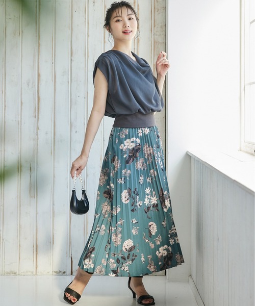 12Twelve Agenda（トゥエルブ　アジェンダ）の「ドレープネックインナー付プルオーバー（Tシャツ/カットソー・レディース・アイボリー/チャコールグレー/ベージュ/ネイビー/オフホワイト/ブルー・M）」の10枚目の写真