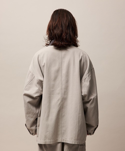 re_k by JUNRED（レクバイジュンレッド）の「re_k by JUNRED / ルーズコールカラーダックカバーオール（ブルゾン・メンズ・ブルー/チャコールグレー/ライトグレー・S/M/L）」の12枚目の写真