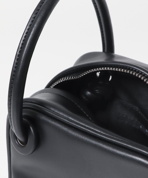 KBF（ケイビーエフ）の「サイコロミニBAG（ハンドバッグ・レディース・ブラック/ミント・ONE）」の4枚目の写真