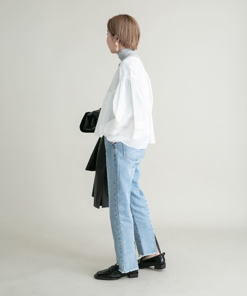 KBF（ケイビーエフ）の「ボリューミーブラウス（シャツ/ブラウス・レディース・オフホワイト/カーキ/ブラック・ONE）」の8枚目の写真