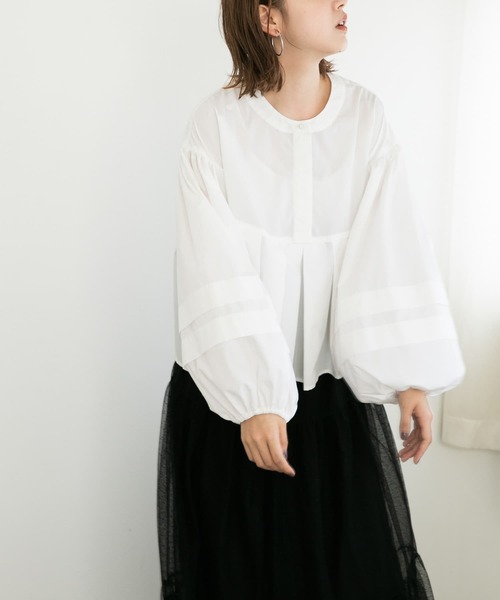 KBF（ケイビーエフ）の「ボリューミーブラウス（シャツ/ブラウス・レディース・オフホワイト/カーキ/ブラック・ONE）」の12枚目の写真