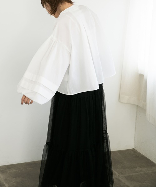 KBF（ケイビーエフ）の「ボリューミーブラウス（シャツ/ブラウス・レディース・オフホワイト/カーキ/ブラック・ONE）」の13枚目の写真