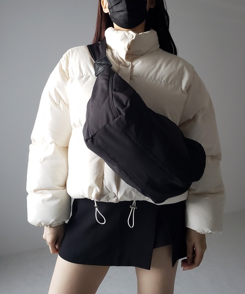 me+em select(ミームセレクト)の「※【 肩紐調節可能 】ハーフムーンナイロン中綿ショルダーバッグ(ショルダーバッグ・レディース・ブラック/アイボリー/ブルー/グリーン・FREE)」の18枚目の写真