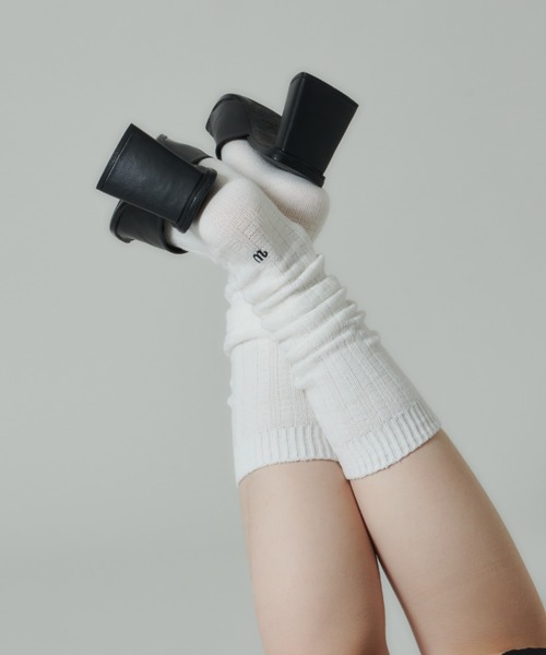 GIUNON（ジウノン）の「embroidery socks / ロゴ刺繍ソックス（ソックス/靴下・レディース・ホワイト/ブラウン/グレー・FREE）」の8枚目の写真