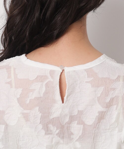 DRESKIP（ドレスキップ）の「◆上品なシアー感 お袖ボリューム レースブラウス（シャツ/ブラウス・レディース・ブラック/ナチュラル・02/03/04）」の5枚目の写真