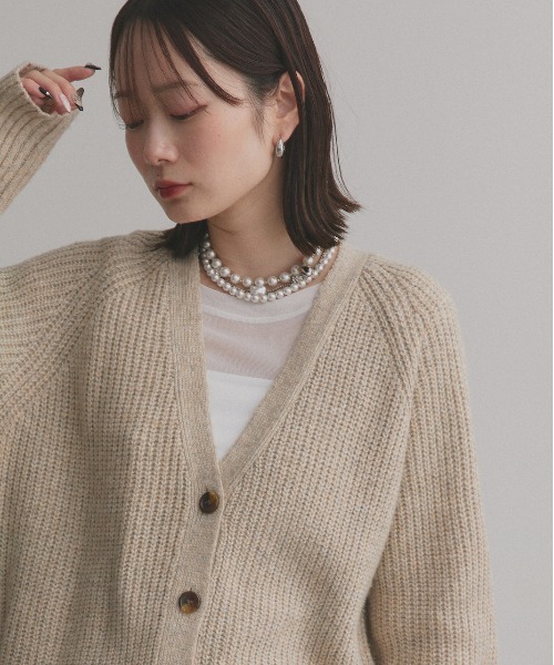 ad thie(アドティエ)の「片畦編み・Vネック MIXニットカーディガン(カーディガン/ボレロ・レディース・ピンク/ベージュ/ブラック/杢グレー/アイボリー/ブルー・FREE)」の20枚目の写真