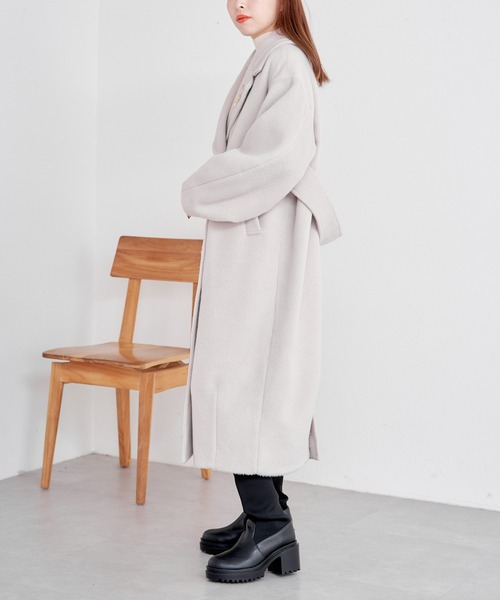 Chico(チコ)の「【2サイズ展開】ダブルシャギーロングコート(チェスターコート・レディース・ブラック/グレイッシュベージュ/アイボリー/グレー・0/1)」の11枚目の写真