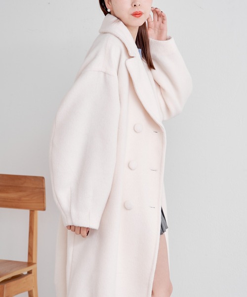 Chico(チコ)の「【2サイズ展開】ダブルシャギーロングコート(チェスターコート・レディース・ブラック/グレイッシュベージュ/アイボリー/グレー・0/1)」の16枚目の写真