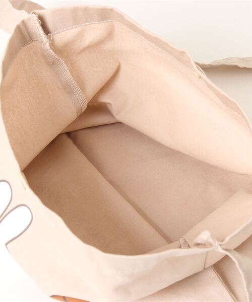 Miffy（ ミッフィー）の「MIFFY and SNUFFY ミッフィー サコッシュ ショルダーバッグ MF 8237 WNI（ショルダーバッグ・レディース・ベージュ・FREE）」の4枚目の写真