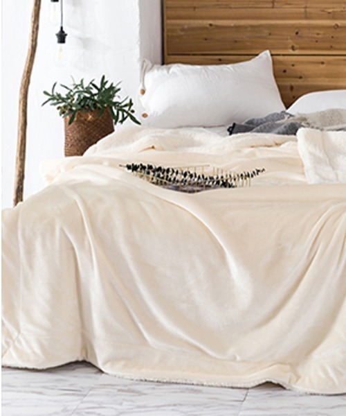 SEN TOKYO（セントーキョー）の「上質な空間を演出♪片面ボアブランケット 毛布（ブランケット・レディース・グレー/ブルー/ベージュ/パープル/ホワイト/ライトグレー・FREE）」の8枚目の写真