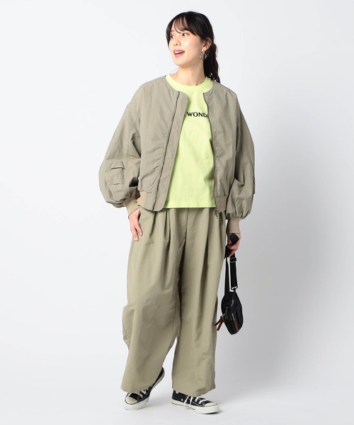 Grand PARK(グランドパーク)の「タックイージーフレアパンツ(その他パンツ・レディース・ネイビー/ライトグリーン/ナチュラル・FREE)」の6枚目の写真