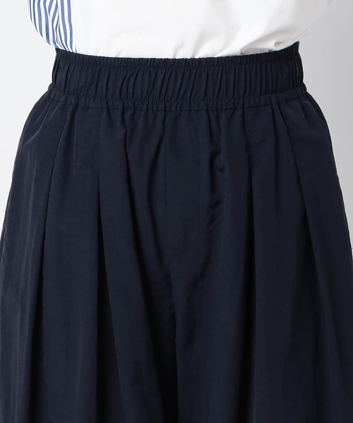 Grand PARK(グランドパーク)の「タックイージーフレアパンツ(その他パンツ・レディース・ネイビー/ライトグリーン/ナチュラル・FREE)」の11枚目の写真