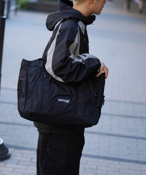 JOINT WORKS（ジョイントワークス）の「【BAICYCLON by bagjack / バイシクロン バイ バッグジャック】 TOTE BAG（ショルダーバッグ・メンズ・ブラック・FREE）」の4枚目の写真