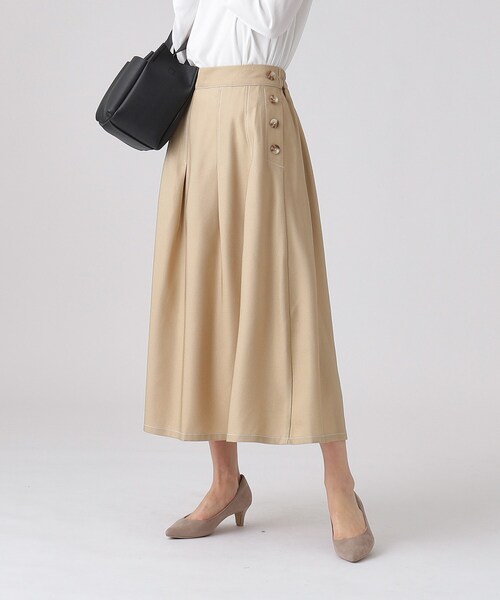 DRESKIP(ドレスキップ)の「◆上品シルエット デニム調 サイドボタン タックスカート(スカート・レディース・ブルー系その他/ベージュ/ブラック・04/03/02)」の2枚目の写真