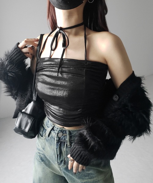 me+em select(ミームセレクト)の「【 2color 】ストラップリボンギャザーメタリックショートキャミソール / strap ribbon metallic short camisole(キャミソール・レディース・シルバー系その他/ブラック・FREE)」の4枚目の写真