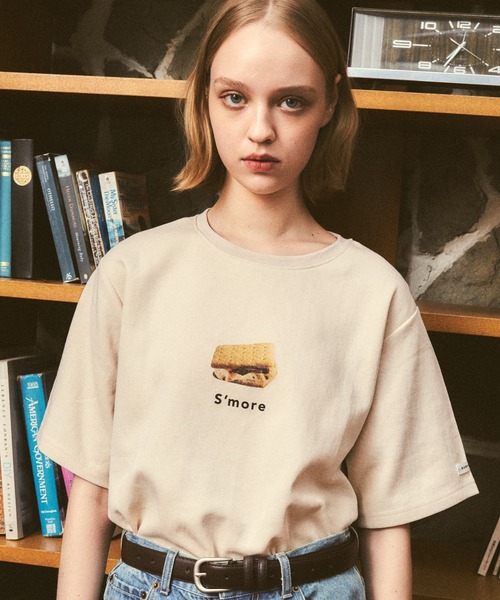 RUBY AND YOU(ルビーアンドユー)の「S’moreプリントTシャツ(Tシャツ/カットソー・レディース・ベージュ系その他/オフホワイト・FREE)」の2枚目の写真