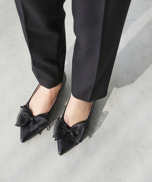 menue（メヌエ）の「チュールリボン ポインテッドトゥ パンプス（パンプス・レディース・ブラック/シルバー・24.0cm/23.5cm/23.0cm/22.5cm/22.0cm/21.5cm/26.0cm/25.5cm/25.0cm/24.5cm）」の10枚目の写真