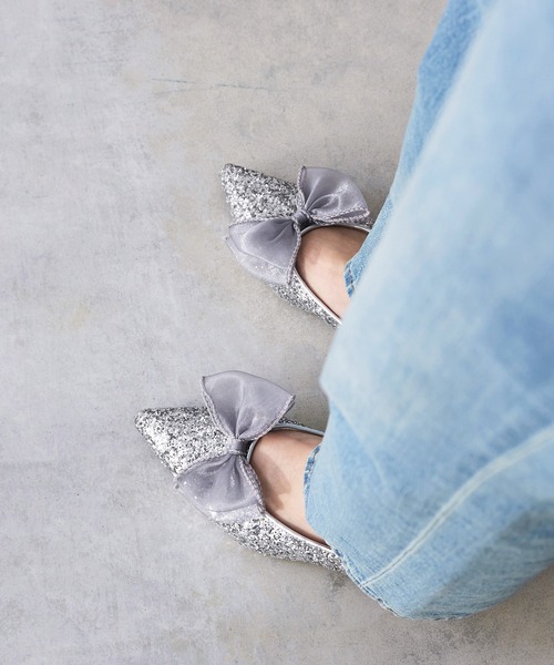 menue（メヌエ）の「チュールリボン ポインテッドトゥ パンプス（パンプス・レディース・ブラック/シルバー・24.0cm/23.5cm/23.0cm/22.5cm/22.0cm/21.5cm/26.0cm/25.5cm/25.0cm/24.5cm）」の20枚目の写真