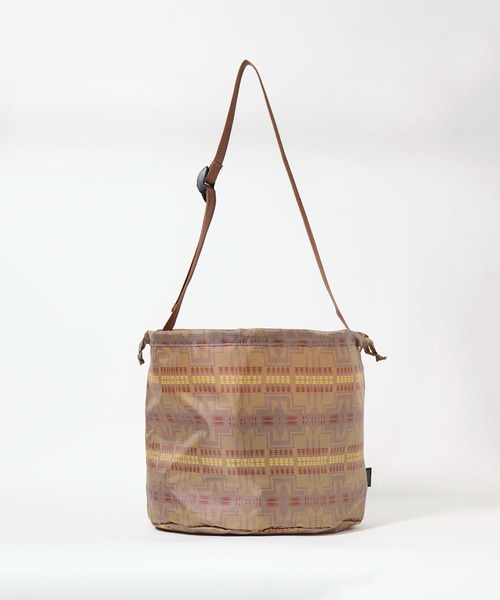 PENDLETON(ペンドルトン)の「PENDLETON ペンドルトン HARDING CAMPERS CIRCLE UTILITY BAG Design produced by YURIE ハーディング キャンパーズ サークル ユーティリティ バッグ(ショルダーバッグ・レディース・ブラウン/ラベンダー/カーキ・FREE)」の11枚目の写真