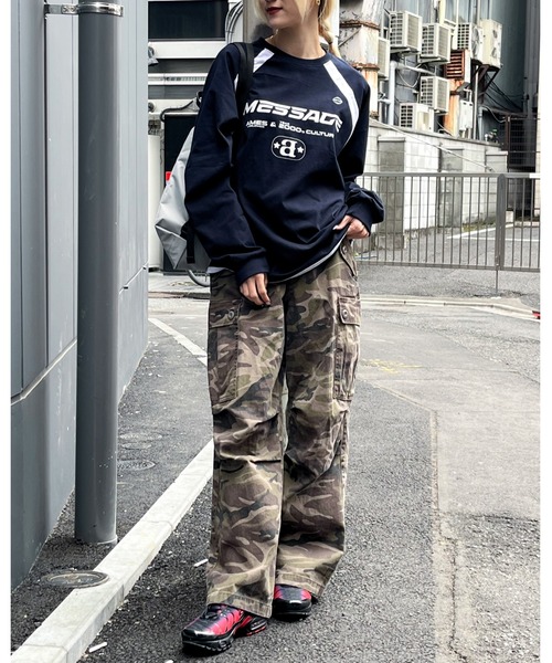 AMESWORLDWIDE(アメスワールドワイド)の「【UNISEX】AMES WORLDWIDE/メッセージラグラン長袖Tシャツ 2111581(Tシャツ/カットソー・レディース・ネイビー/ブラック/ホワイト・MEDIUM/SMALL/LARGE)」の3枚目の写真