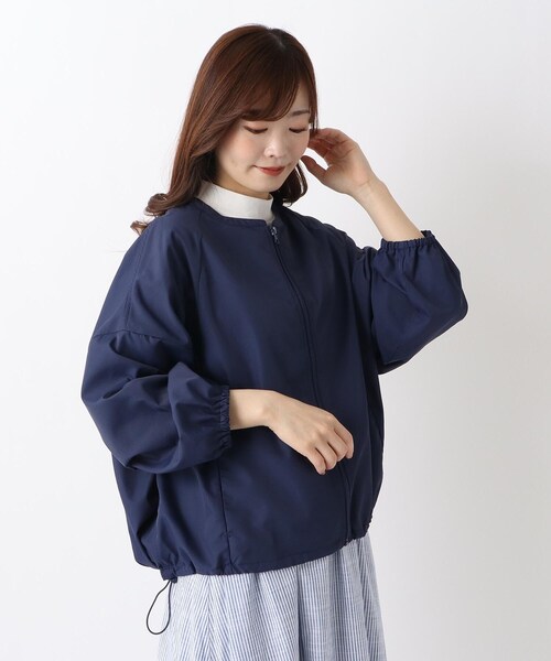 one'sterrace(ワンズテラス)の「裾ドロストブルゾン(ブルゾン・レディース・アイボリー系8/ネイビー系5・02)」の15枚目の写真