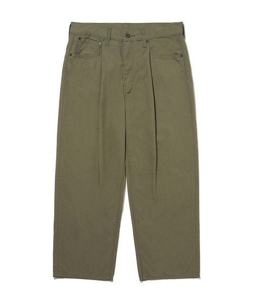 Levi's(リーバイス)の「Levi's/リーバイス 568(TM) STAY LOOSE PLEATED CROP グリーン SMOKEY OLIVE(チノパンツ・メンズ・マルチ・28inch/29inch/30inch/31inch/32inch/33inch/34inch/36inch)」の7枚目の写真