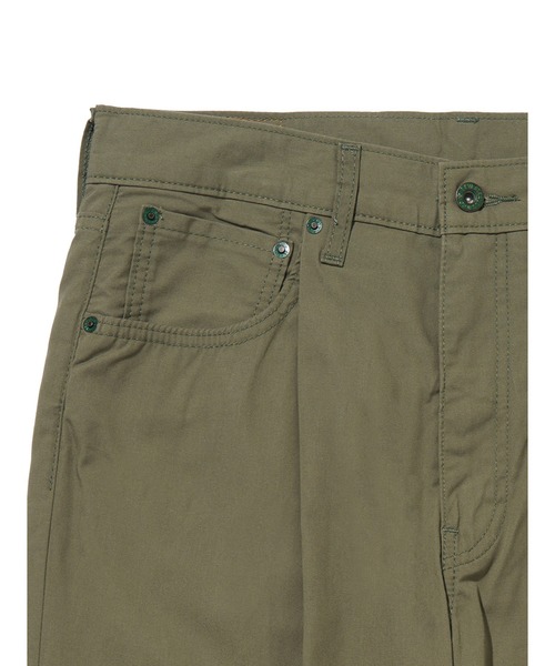 Levi's(リーバイス)の「Levi's/リーバイス 568(TM) STAY LOOSE PLEATED CROP グリーン SMOKEY OLIVE(チノパンツ・メンズ・マルチ・28inch/29inch/30inch/31inch/32inch/33inch/34inch/36inch)」の10枚目の写真