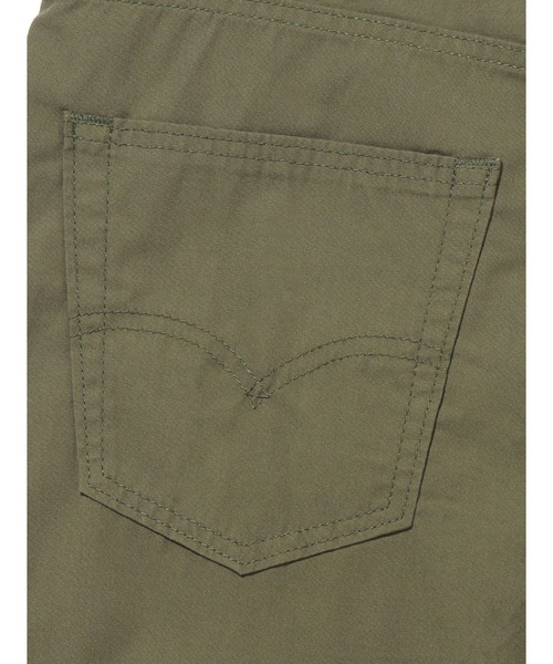 Levi's(リーバイス)の「Levi's/リーバイス 568(TM) STAY LOOSE PLEATED CROP グリーン SMOKEY OLIVE(チノパンツ・メンズ・マルチ・28inch/29inch/30inch/31inch/32inch/33inch/34inch/36inch)」の16枚目の写真