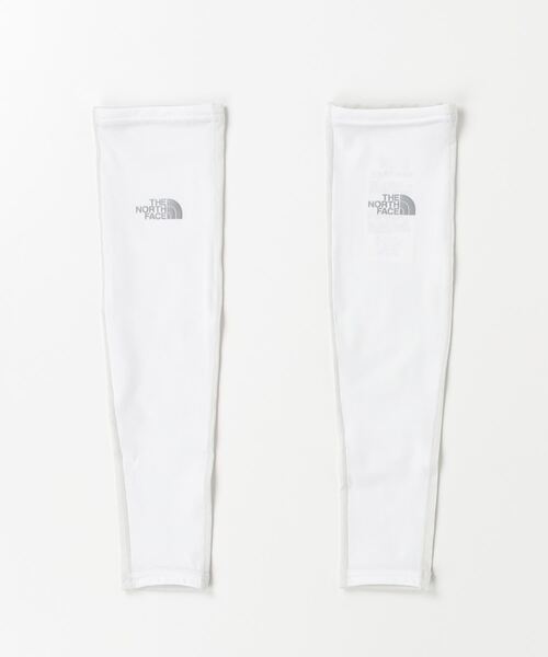 THE NORTH FACE（ザノースフェイス）の「ザ ノース フェイス THE NORTH FACE Dry Dot Arm Cover_ドライドットアームカバー（アームカバー・メンズ・ホワイト/ブラック・S/M/L）」の2枚目の写真