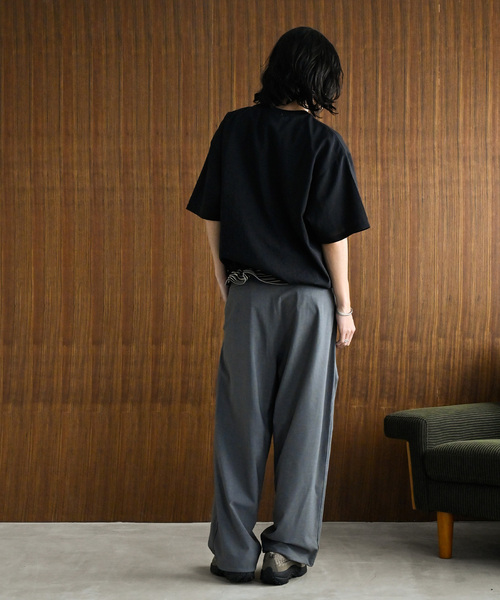 JOURNAL STANDARD（ジャーナルスタンダード）の「”吸水速乾 / 接触冷感” EVALET LIGHT スピンドルTシャツ（シャツ/ブラウス・メンズ・グレー/ブラック/アイボリー/オレンジ/ブルー系その他・SMALL/MEDIUM/LARGE）」の11枚目の写真